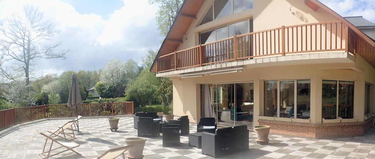 Au Charme Du Lac Espace Bien Etre Et Piscine Chauffe Proche Parc Et Restaurant Du Casino ฟอร์ฌ-เล-โซ ภายนอก รูปภาพ
